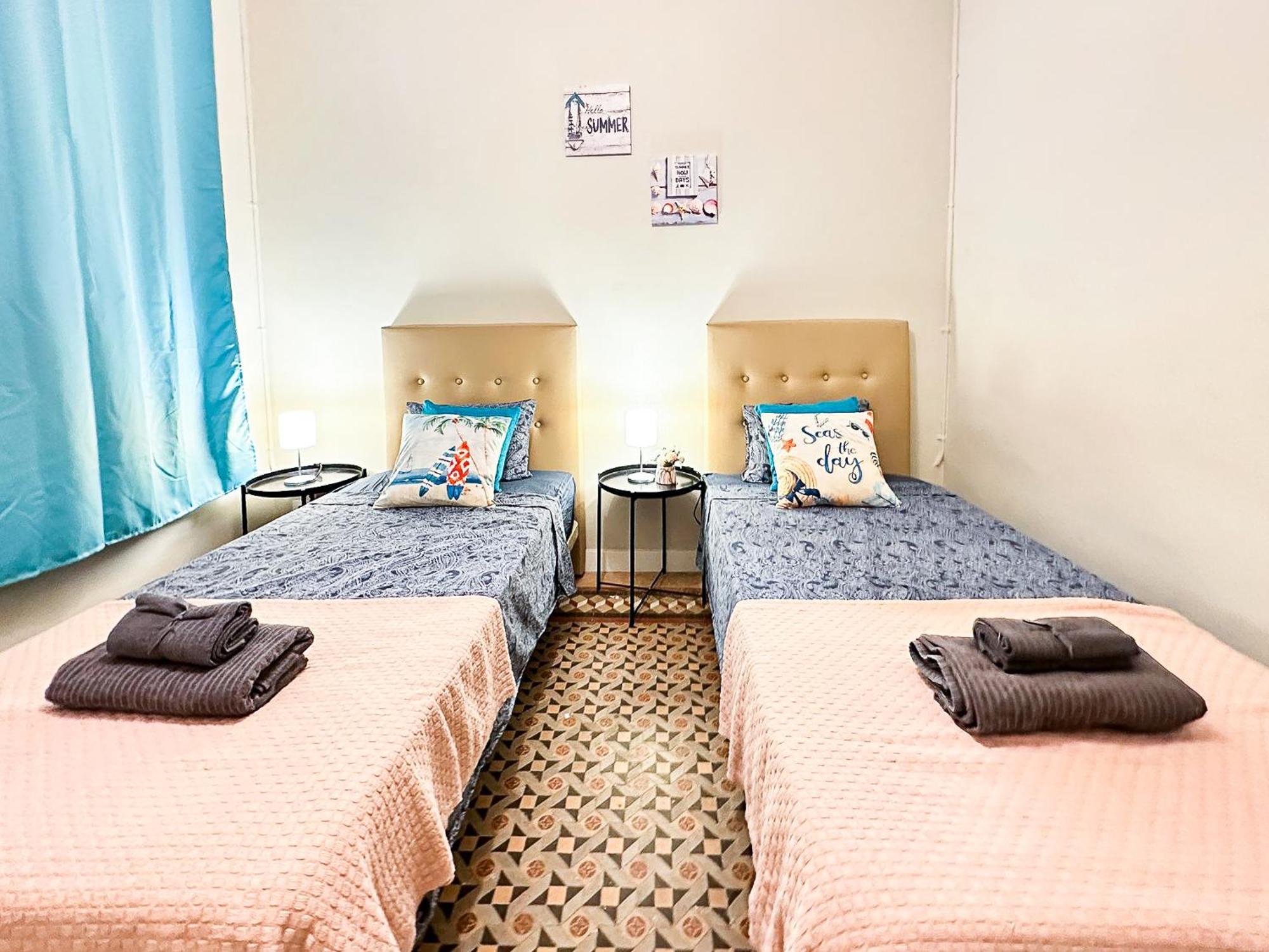 Private Rooms By Plaza Catalunya Barcelona Eksteriør billede